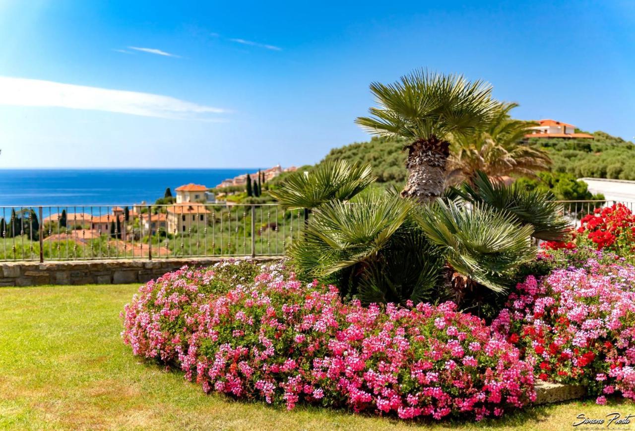 Appartamento Chez Elle Imperia Esterno foto