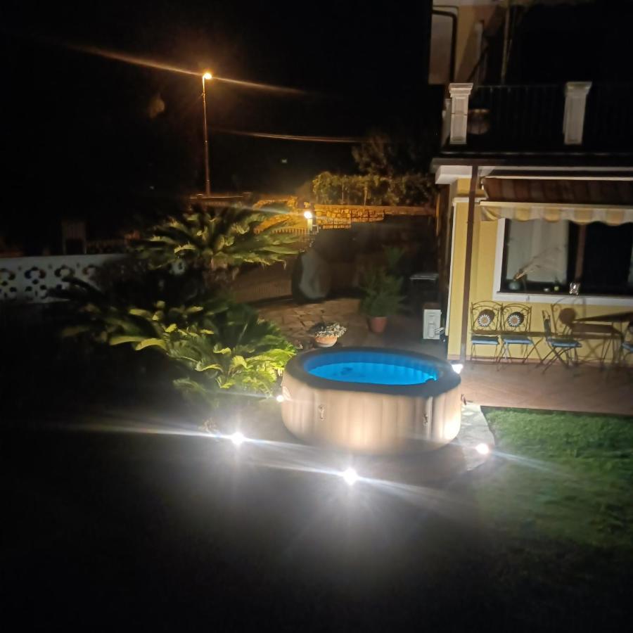 Appartamento Chez Elle Imperia Esterno foto