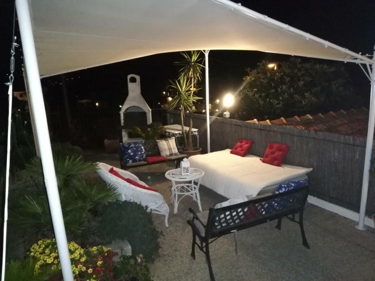 Appartamento Chez Elle Imperia Esterno foto